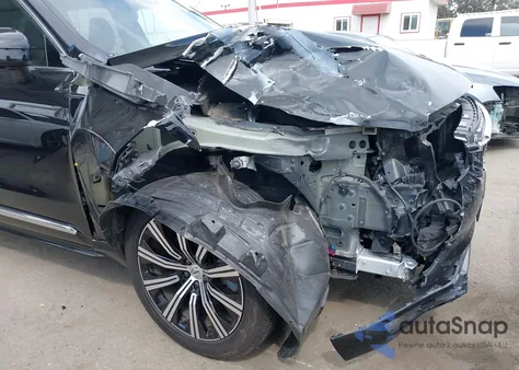 2024 Volvo Xc90 B5 Plus Bright Theme z USA, uszkodzony, nr VIN YV4L12PE8R1227836